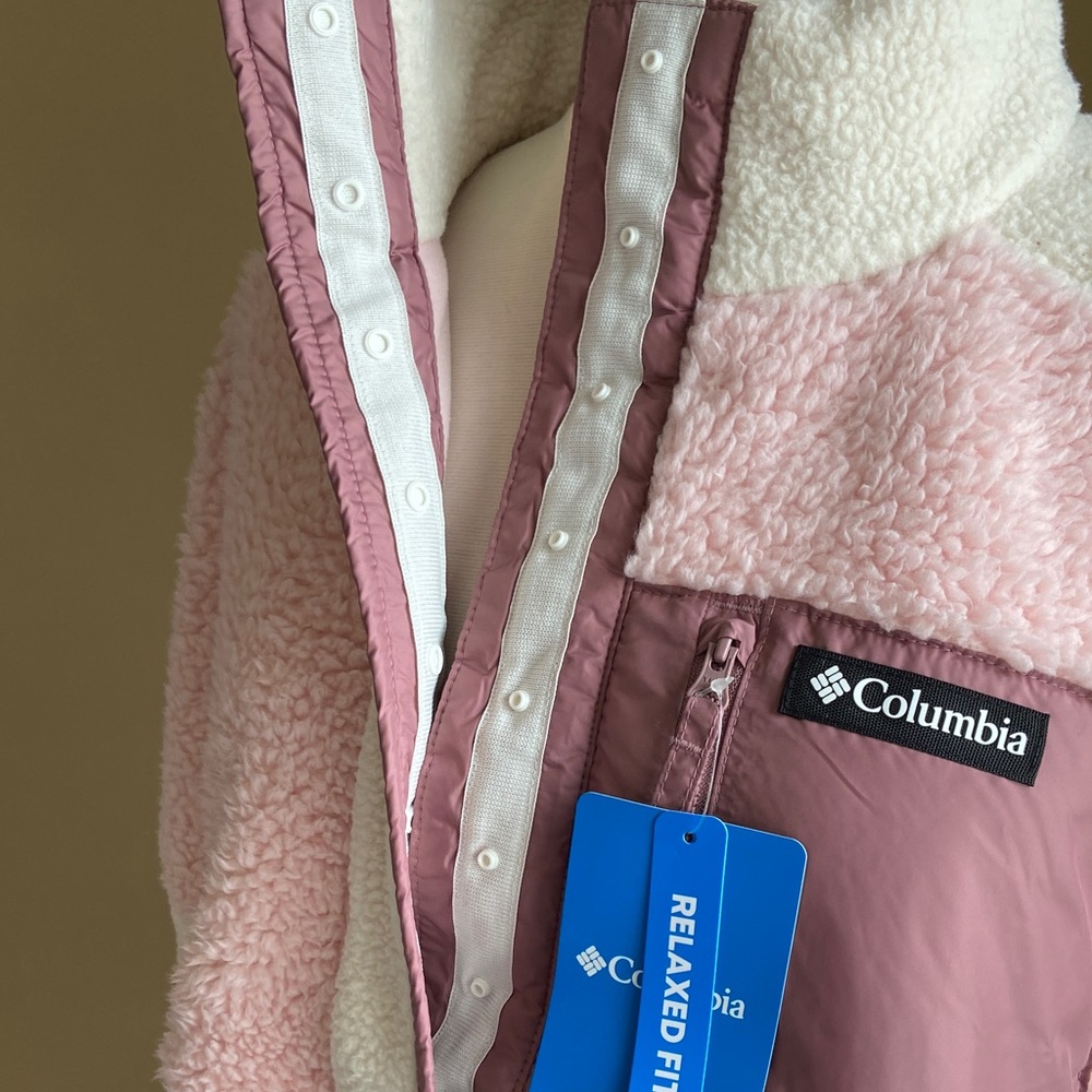 NWT Columbia Relaxed Fit Blush and‎ Ivory Sherpa Jacket XLarge